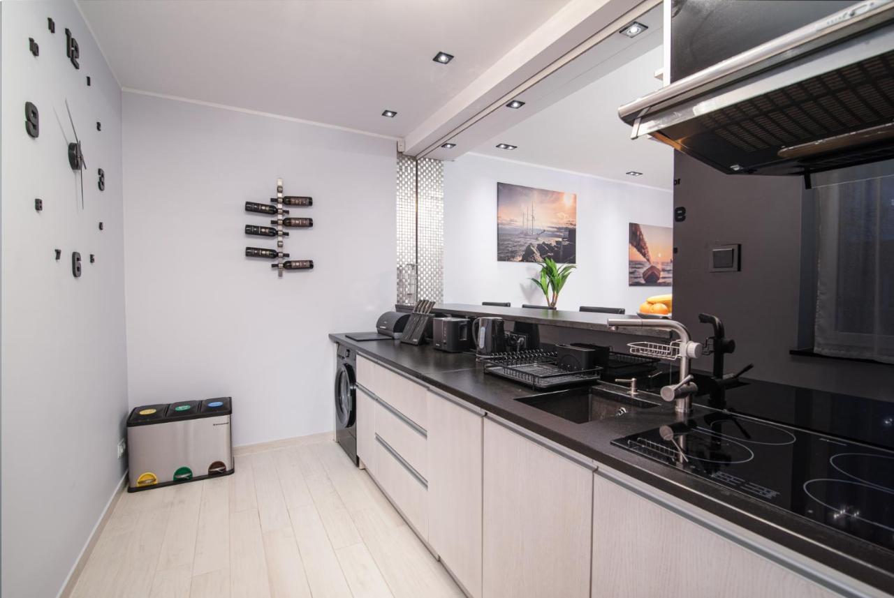 Apartament W Helu Exterior foto